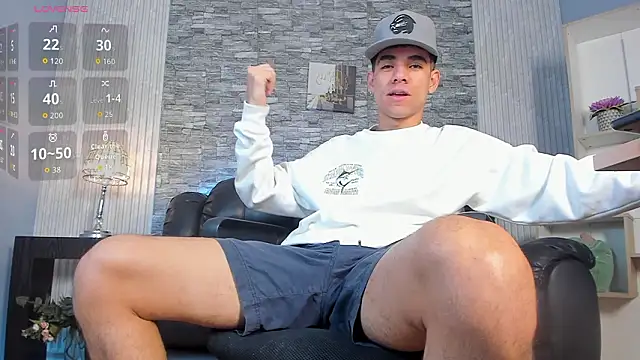 Snapshot of zack_joness18 chatting on February 15, 2026, 3:36 am zack joness18 online show from February 15, 2026, 3:36 am