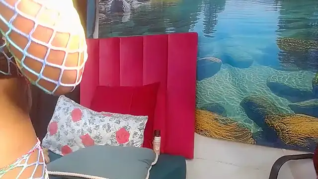 Lisa-001 online show from February 17, 2026, 6:21 am