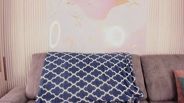 NhoanBrunette online show from March 3, 2026, 1:39 pm