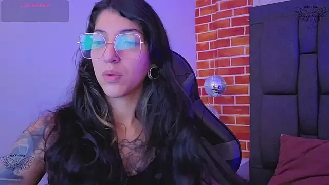 ghostwomaan online show from February 20, 2026, 11:32 am