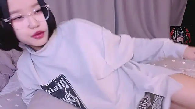 dreamSuaa online show from January 13, 2026, 9:47 am