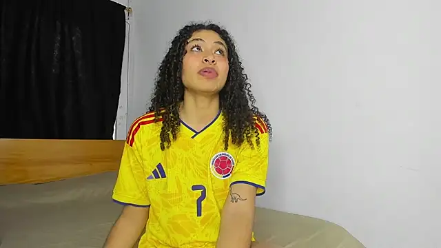 Keniia rizz online show from November 15, 2025, 10:37 pm