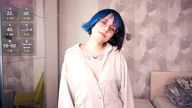 KellePourier online show from November 11, 2025, 6:19 pm