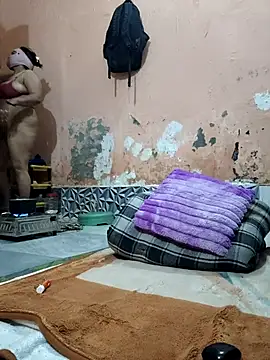 CUTE-GIRL-1 online show from February 10, 2026, 10:58 pm