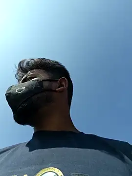 devil boy 0909 online show from November 30, 2025, 5:22 am