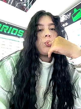 Snapshot of monnay chatting on November 19, 2025, 10:32 pm monnay online show from November 19, 2025, 10:32 pm