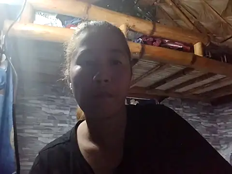 Snapshot of CreamyLhady_88 chatting on December 1, 2025, 7:57 am CreamyLhady 88 online show from December 1, 2025, 7:57 am