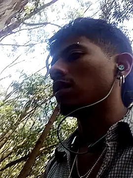 SkinniYamo online show from March 9, 2026, 7:18 pm