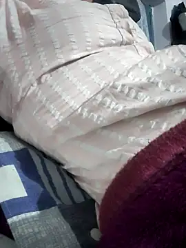 Hot-Rubyy online show from March 1, 2026, 5:04 pm