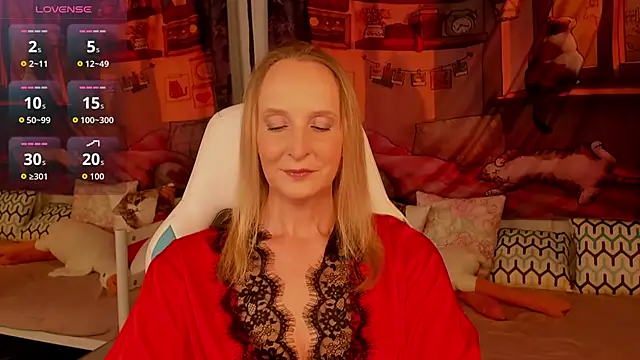 ScarlettPalmer online show from April 18, 2026, 10:08 am