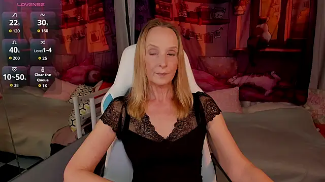 ScarlettPalmer online show from May 10, 2026, 10:53 am