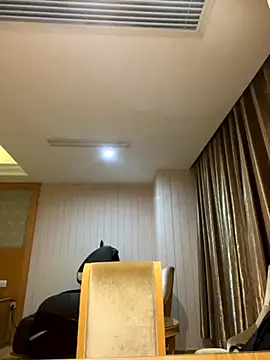 Snapshot of Qt889999 chatting on November 8, 2025, 2:28 pm Qt889999 online show from November 8, 2025, 2:28 pm