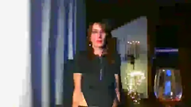 MissDyannis online show from October 28, 2025, 7:16 pm