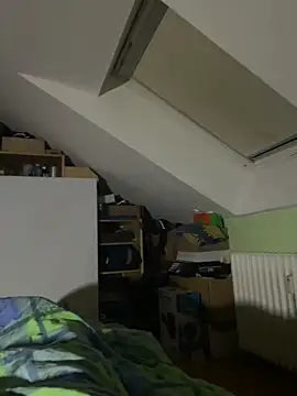 Snapshot of Ilovemilf1 chatting on November 16, 2025, 5:29 pm Ilovemilf1 online show from November 16, 2025, 5:29 pm