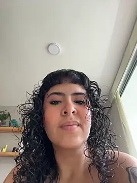 SugarTroubl33 online show from March 3, 2026, 1:50 pm