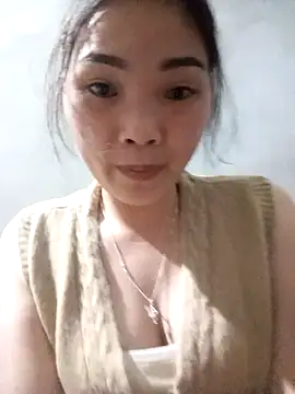 Lovebaby-love online show from February 5, 2026, 2:33 pm