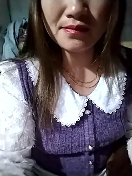 Snapshot of emini-xx chatting on March 3, 2026, 1:39 pm emini-xx online show from March 3, 2026, 1:39 pm