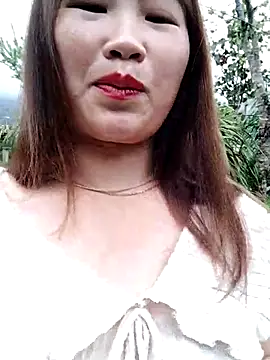 Snapshot of emini-xx chatting on March 8, 2026, 2:04 am emini-xx online show from March 8, 2026, 2:04 am