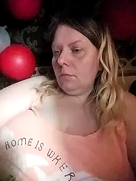 Lana-murr online show from February 27, 2026, 5:13 pm