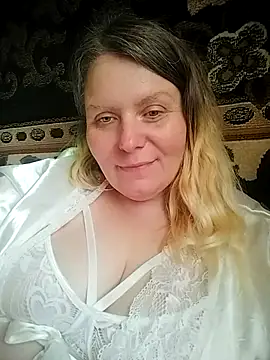 Lana-murr online show from April 16, 2026, 8:04 am