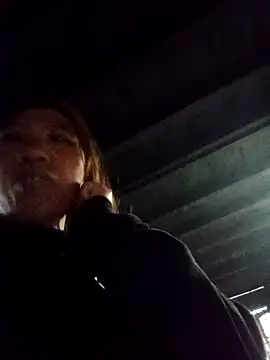 bella-la online show from February 19, 2026, 2:18 am