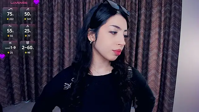 Snapshot of TonjaNeace chatting on November 21, 2025, 4:44 am TonjaNeace online show from November 21, 2025, 4:44 am