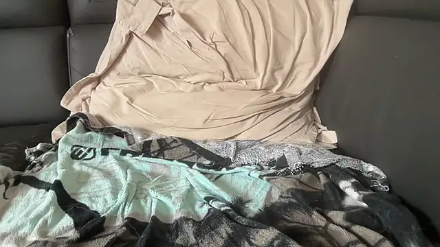 nonente  online show from February 14, 2026, 3:09 pm