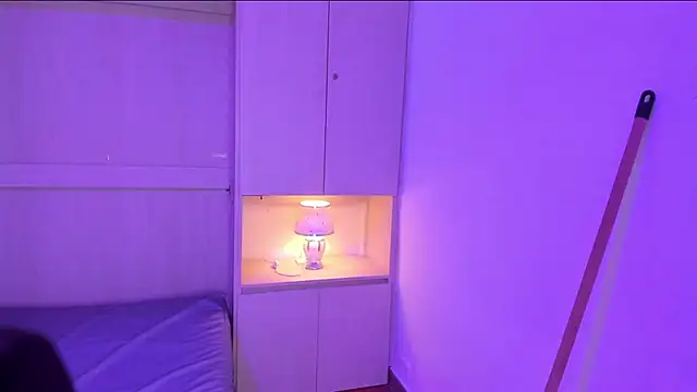 GabyMason  online show from February 19, 2026, 11:39 am