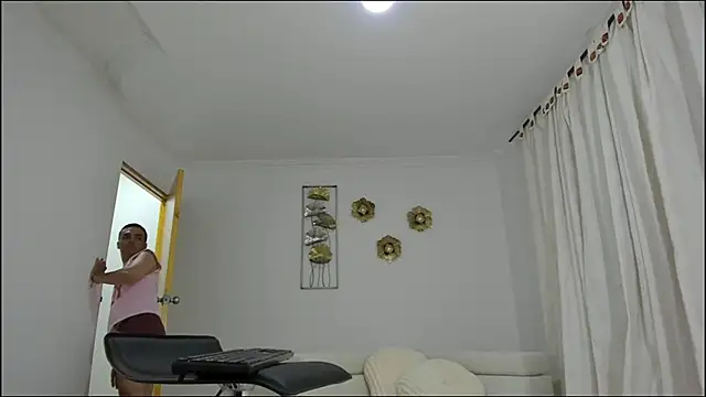 Snapshot of nicoking2025 chatting on October 29, 2025, 1:52 am nicoking2025 online show from October 29, 2025, 1:52 am