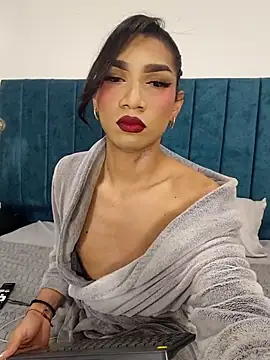 Snapshot of FernandaFox_ chatting on April 3, 2026, 1:47 am FernandaFox online show from April 3, 2026, 1:47 am