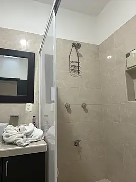 scarlethsb33 online show from March 2, 2026, 11:00 pm