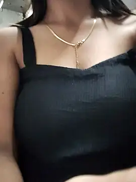 Snapshot of NIVIKA_25 chatting on November 2, 2025, 5:54 am NIVIKA 25 online show from November 2, 2025, 5:54 am