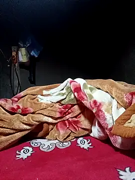 yoyo-mi online show from February 8, 2026, 4:16 am