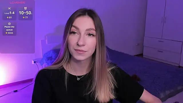 Alexis Winx online show from November 27, 2025, 6:43 pm