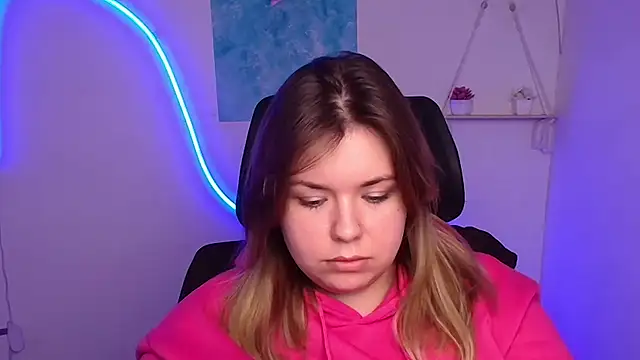 SusannaNight online show from November 12, 2025, 12:16 pm