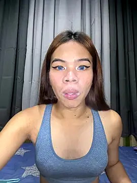 kierra fox online show from November 16, 2025, 8:53 am