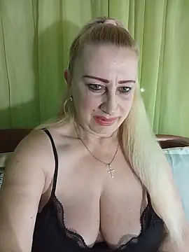 Esenia505 online show from June 17, 2026, 9:23 am