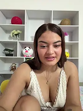 Itskari  online show from November 28, 2025, 1:19 am