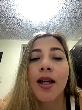 BunnyFoxxxy online show from December 15, 2025, 11:09 pm