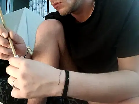 THOMMONSTER5299 online show from November 20, 2025, 10:20 pm