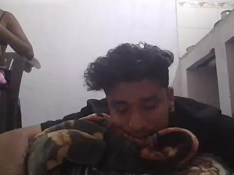 Snapshot of chocolate_girl_01 chatting on October 31, 2025, 10:27 am chocolate girl 01 online show from October 31, 2025, 10:27 am