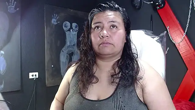 Snapshot of serenamystsh chatting on October 30, 2025, 8:20 pm serenamystsh online show from October 30, 2025, 8:20 pm