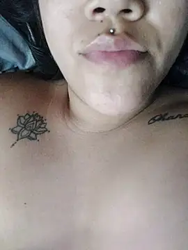 Camilu23 online show from February 18, 2026, 6:59 pm