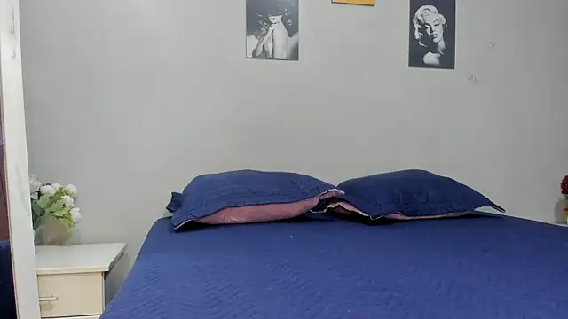 sexynova 93 online show from March 28, 2026, 7:13 pm