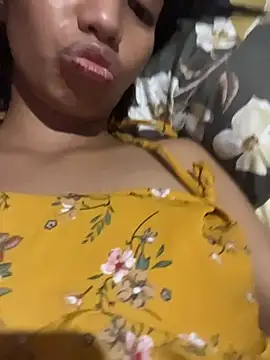 Snapshot of hottiebabe23 chatting on December 22, 2025, 1:24 am hottiebabe23 online show from December 22, 2025, 1:24 am