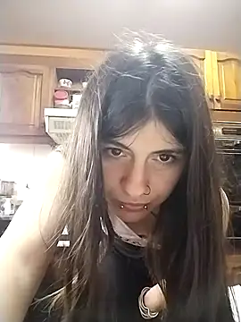 Snapshot of Bad0ll_3 chatting on October 30, 2025, 5:57 pm Bad0ll 3 online show from October 30, 2025, 5:57 pm