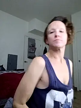 Snapshot of Karebearz1 chatting on November 18, 2025, 4:44 pm Karebearz1 online show from November 18, 2025, 4:44 pm