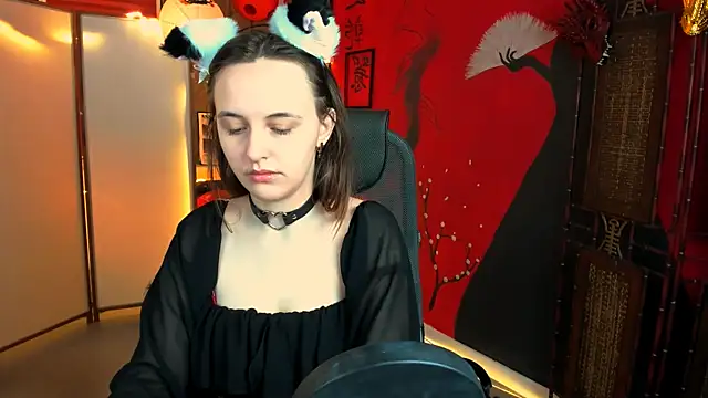 IreneBailey online show from October 31, 2025, 9:10 am