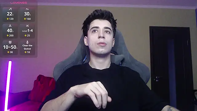 Yofukashii online show from November 19, 2025, 9:09 am