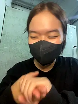 BUNNY050465 online show from November 17, 2025, 4:13 pm